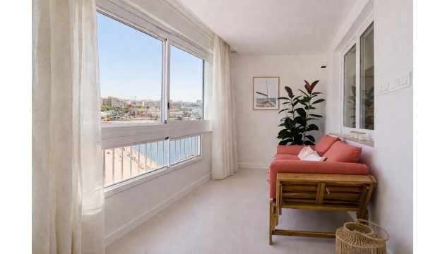 Apartamento - Alquiler a largo plazo - Torrevieja - El Acequión - Los Náufragos
