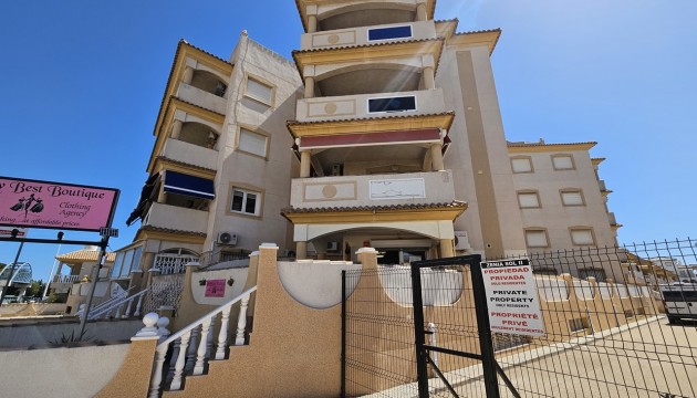 Apartamento - Reventa - Orihuela Costa - La Zenia