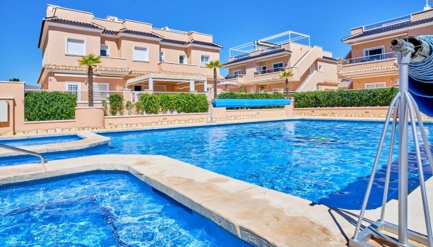 Apartamento - Reventa - Orihuela Costa - Lomas de Cabo Roig