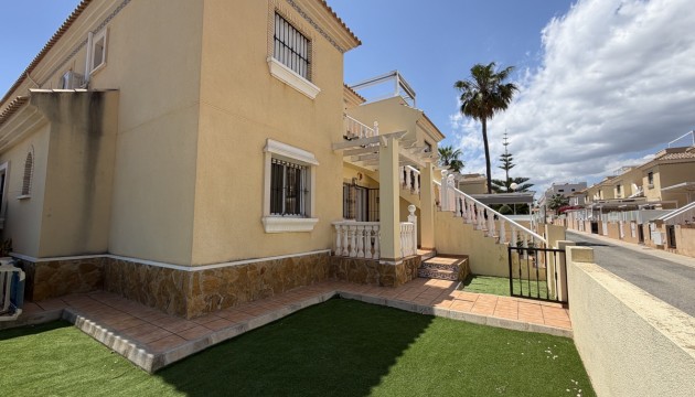 Apartamento - Reventa - Orihuela Costa - Los Dolses