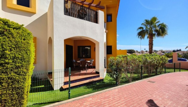 Apartamento - Reventa - Orihuela Costa - Punta Prima