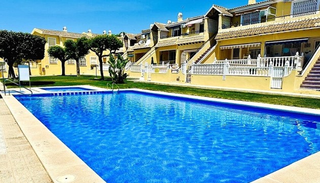 Apartamento - Reventa - Orihuela Costa - Villamartín