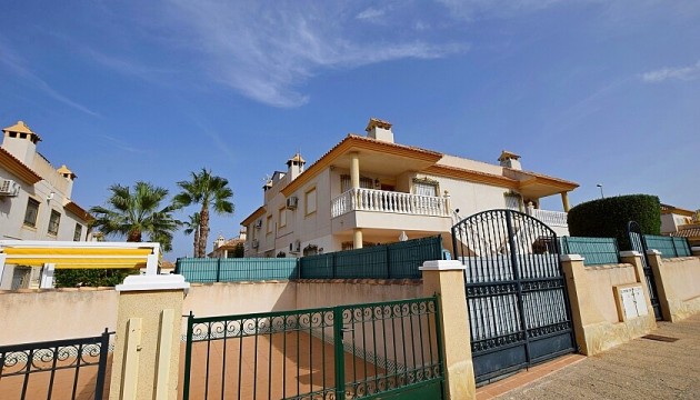 Apartamento - Reventa - Orihuela Costa - Villamartín