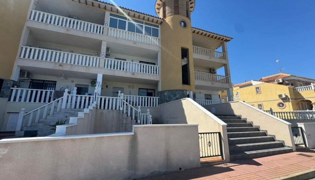 Apartamento - Reventa - Orihuela Costa - Villamartín