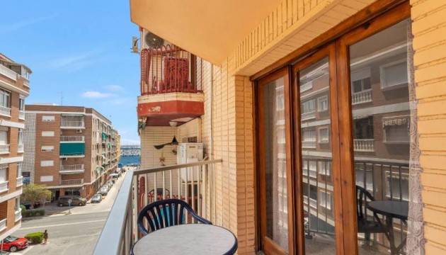 Apartamento - Reventa - Torrevieja - El Acequión - Los Náufragos