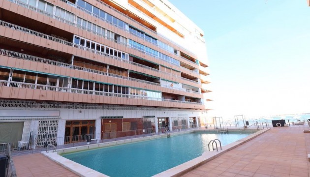 Apartamento - Reventa - Torrevieja - El Acequión - Los Náufragos