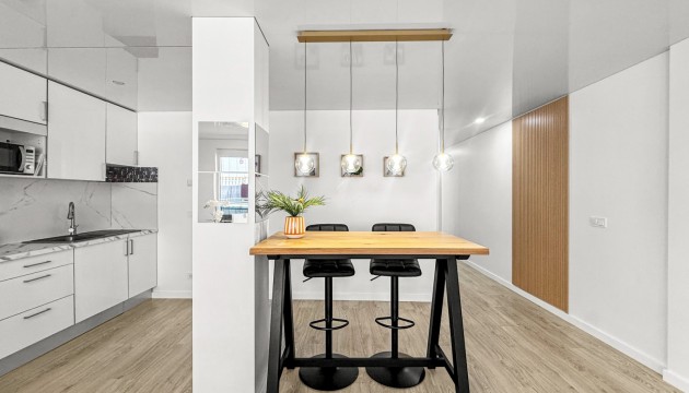 Apartamento - Reventa - Torrevieja - El Acequión - Los Náufragos