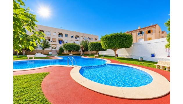 Apartamento - Reventa - Torrevieja - El Acequión - Los Náufragos
