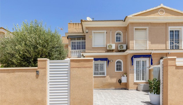 Apartamento - Reventa - Torrevieja - La Zenia