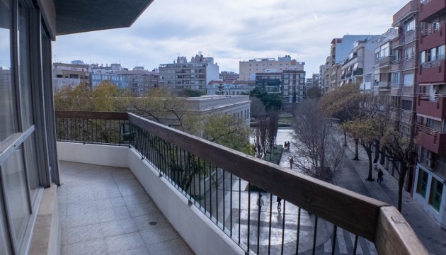 Apartment - Herverkoop - Alicante - Alicante