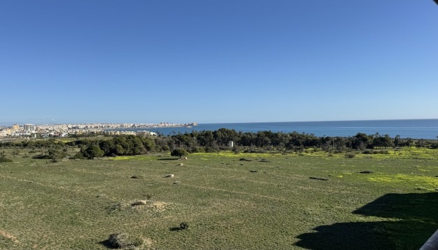 Apartment - Herverkoop - Orihuela Costa - Punta Prima