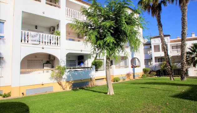 Apartment - Herverkoop - Orihuela Costa - Villamartín