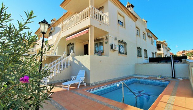 Apartment - Herverkoop - Orihuela Costa - Villamartín