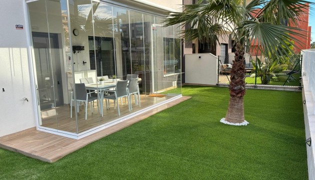 Apartment - Herverkoop - Orihuela Costa - Villamartín