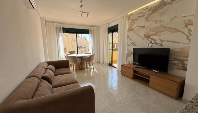 Apartment - Herverkoop - Orihuela Costa - Villamartín