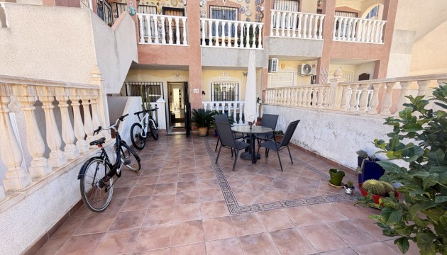 Apartment - Herverkoop - Orihuela Costa - Villamartín