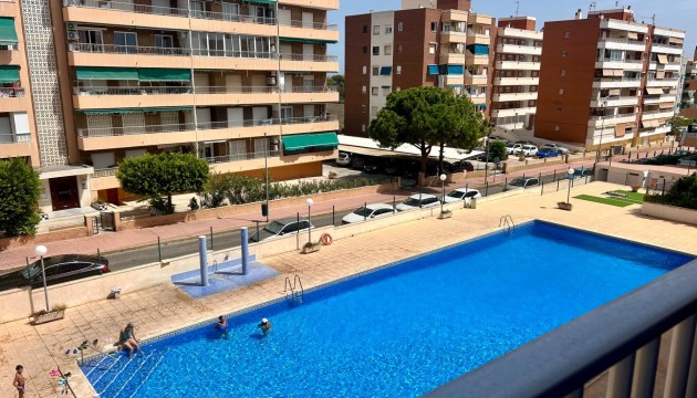 Apartment - Herverkoop - Torrevieja - Punta Prima