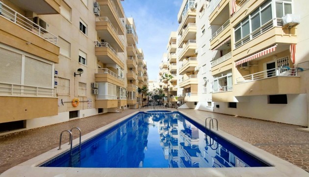 Apartment - Herverkoop - Torrevieja - Torrevieja