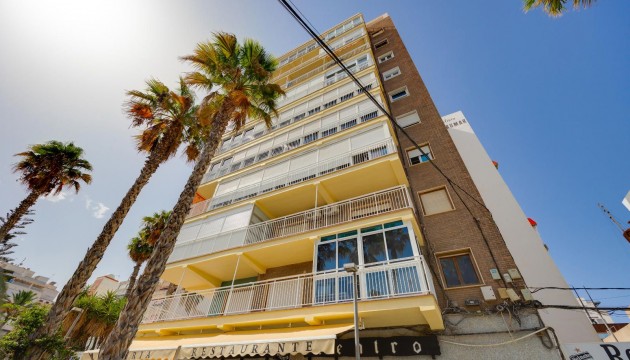 Apartment - Herverkoop - Torrevieja - Torrevieja