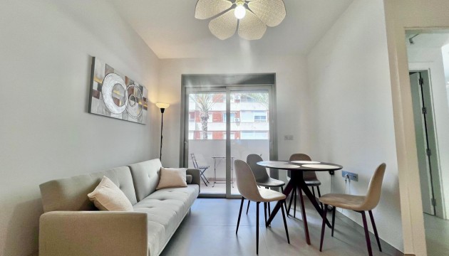 Apartment - Herverkoop - Torrevieja - Torrevieja