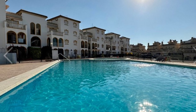 Apartment - Odsprzedaż - Orihuela Costa - La Zenia