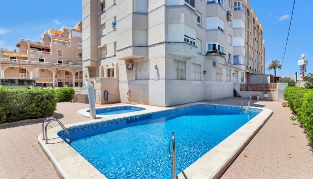 Apartment - Odsprzedaż - Orihuela Costa - Punta Prima