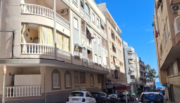Apartment - Odsprzedaż - Torrevieja - Playa de los Locos