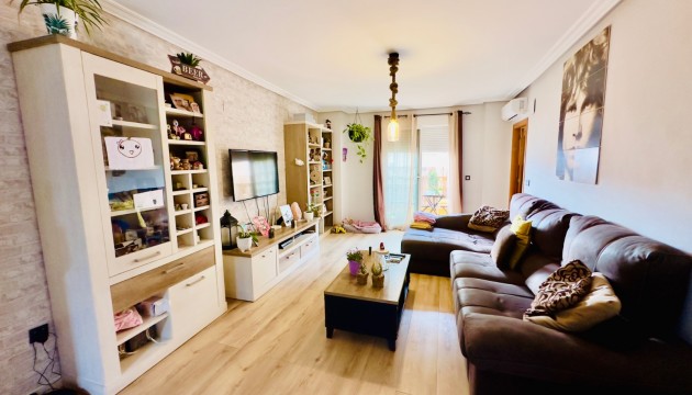 Apartment - Odsprzedaż - Torrevieja - Torrevieja