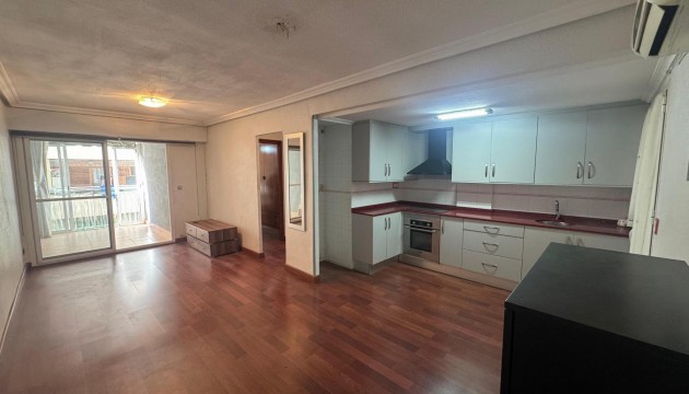 Apartment - Resale - Torrevieja - El Acequión - Los Náufragos