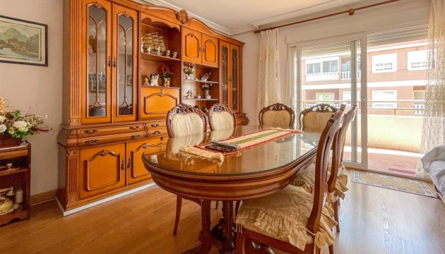 Apartment - Resale - Torrevieja - El Acequión - Los Náufragos