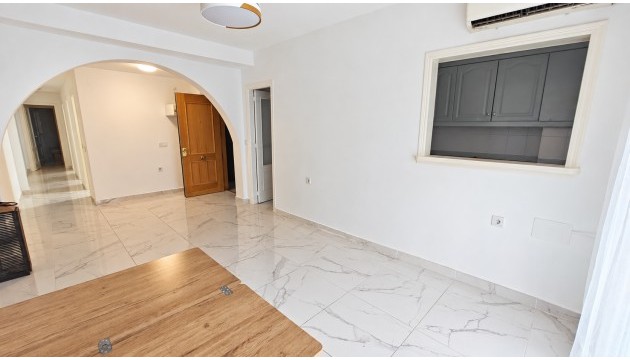 Apartment - Resale - Torrevieja - El Acequión - Los Náufragos