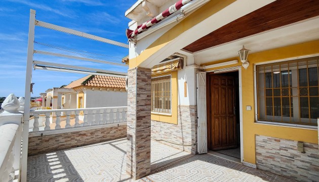 Apartment - Resale - Torrevieja - La Siesta - El Salado -  Torreta