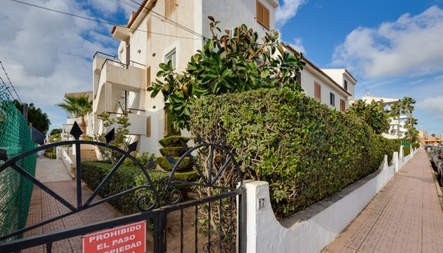 Apartment - Resale - Torrevieja - Playa De Los Locos