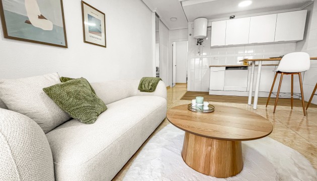 Apartment - Resale - Torrevieja - Playa de los Locos