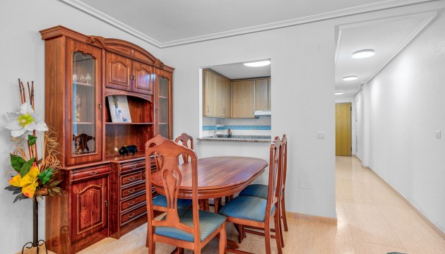 Apartment - Resale - Torrevieja - Torrevieja