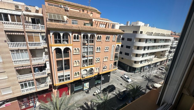 Apartment - Resale - Torrevieja - Torrevieja