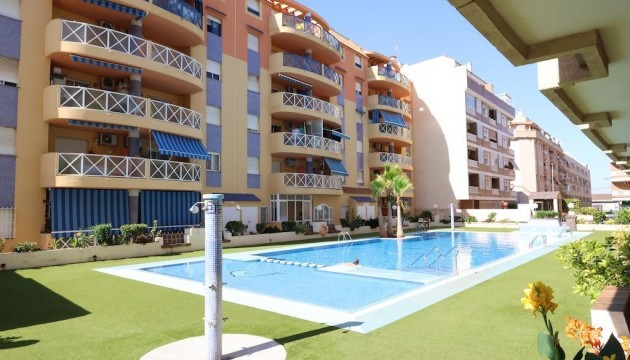 Apartment - Resale - Torrevieja - Torrevieja