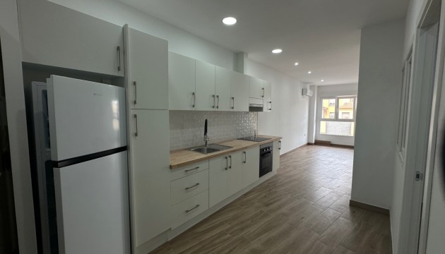 Apartment - Resale - Torrevieja - Torrevieja
