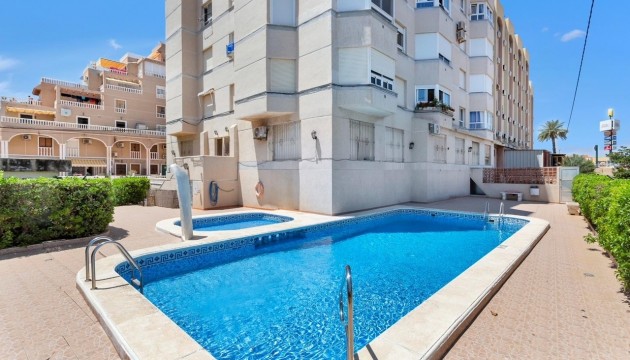 Apartment - Videresalg - Orihuela Costa - Punta Prima