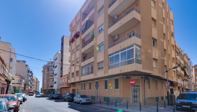 Apartment - Videresalg - Torrevieja - Torrevieja