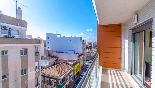 Apartment - Videresalg - Torrevieja - Torrevieja