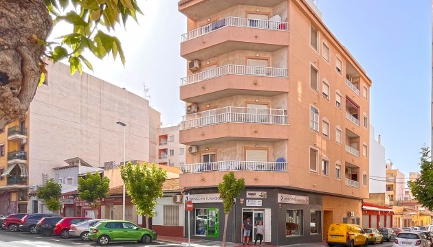 Apartment - Videresalg - Torrevieja - Torrevieja