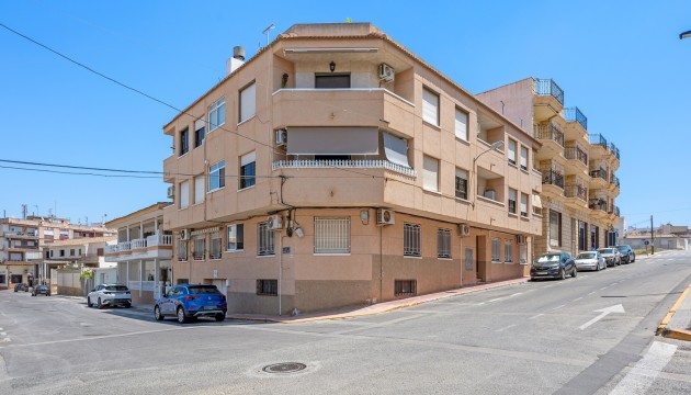 Apartment - Wiederverkauf - Benijófar - Benijofar