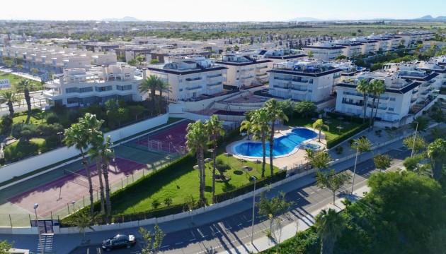 Apartment - Wiederverkauf - Mil Palmeras - Mil Palmeras