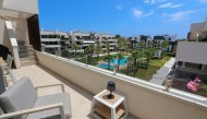 Apartment - Wiederverkauf - Orihuela Costa - AH-81573