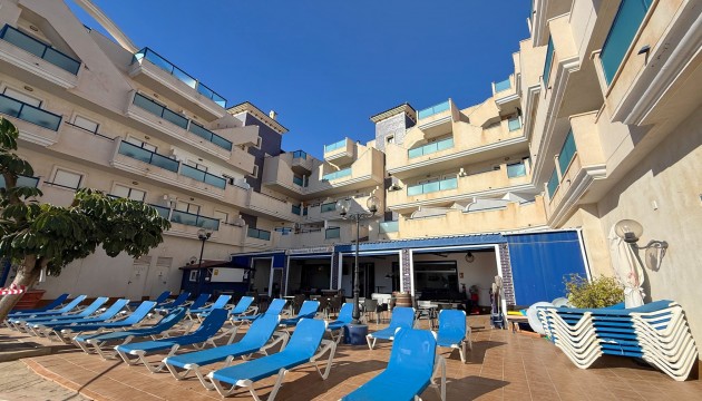 Apartment - Wiederverkauf - Orihuela Costa - Cabo Roig