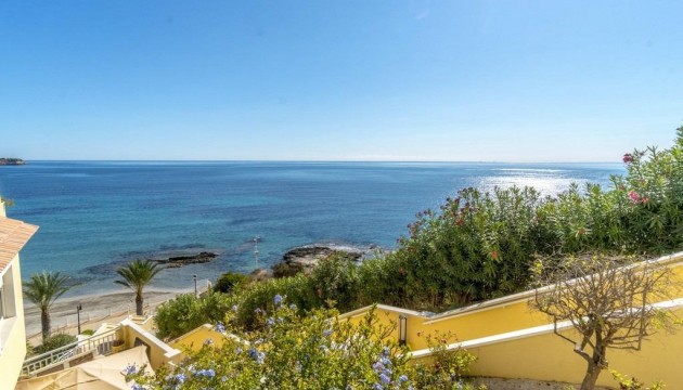 Apartment - Wiederverkauf - Orihuela Costa - Campoamor