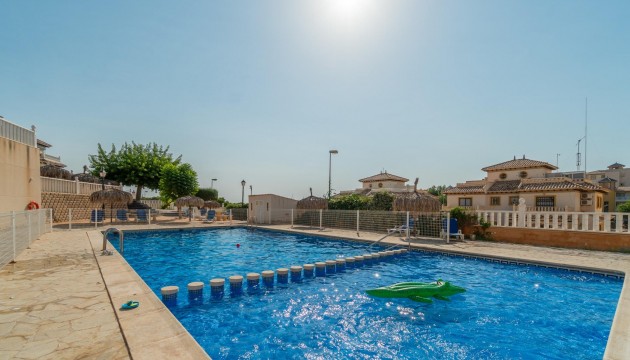 Apartment - Wiederverkauf - Orihuela Costa - Lomas de Cabo Roig