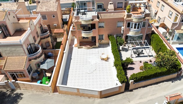 Apartment - Wiederverkauf - Orihuela Costa - Lomas de Cabo Roig