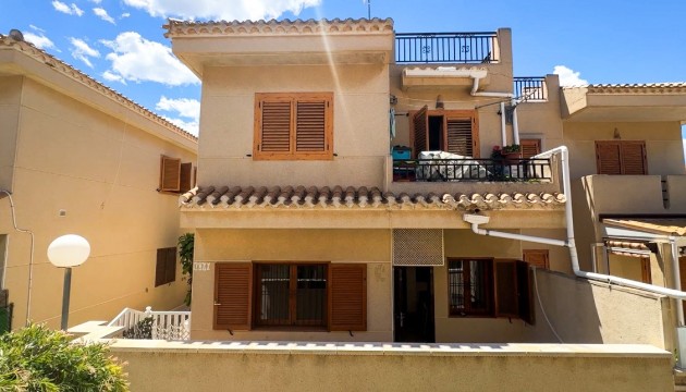 Apartment - Wiederverkauf - Orihuela Costa - Playa Flamenca